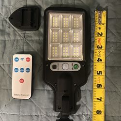 Outdoor Solar Sensor Light