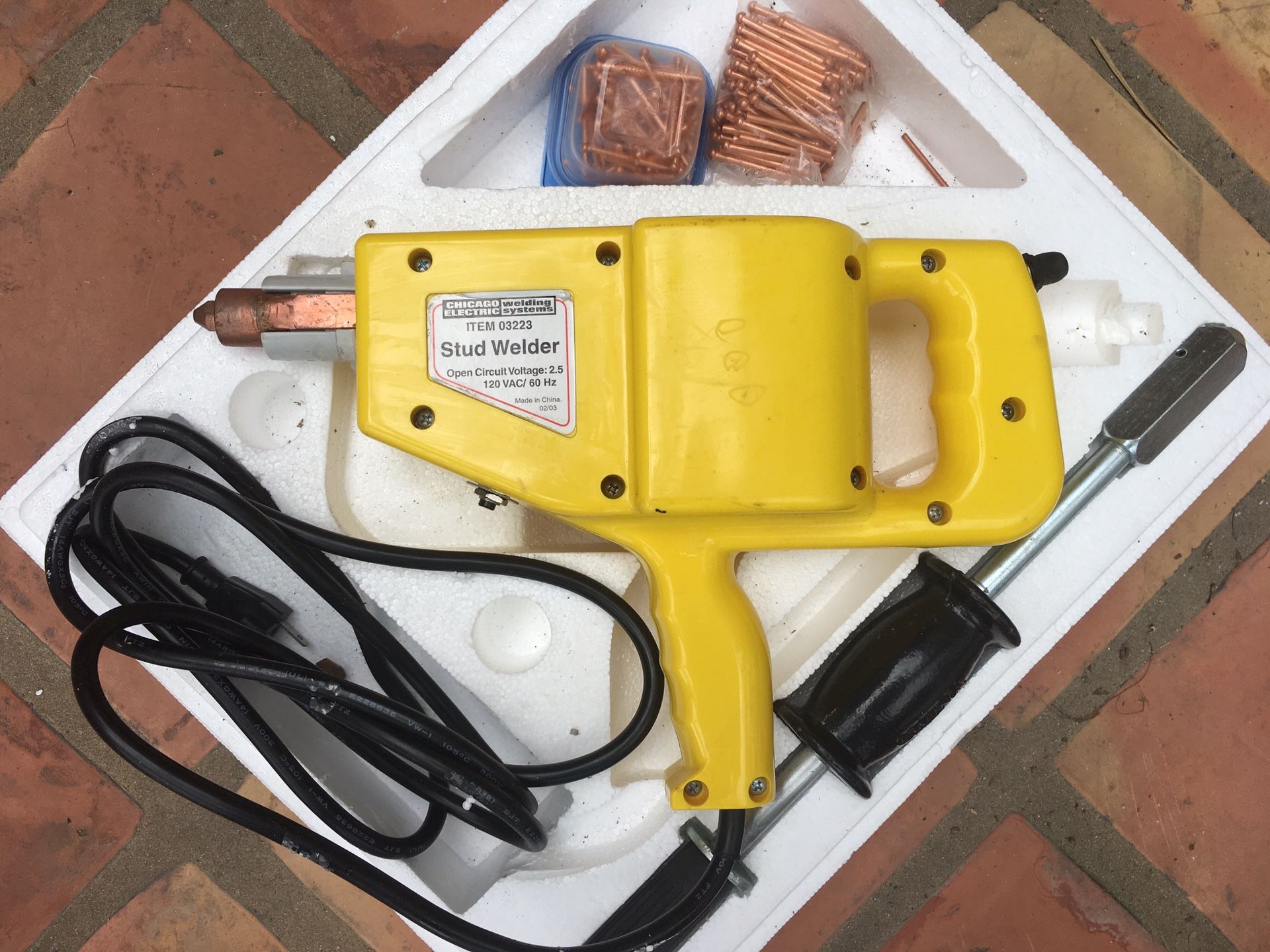 Auto Body Stud Welder Chicago Electric (Dent Repair)