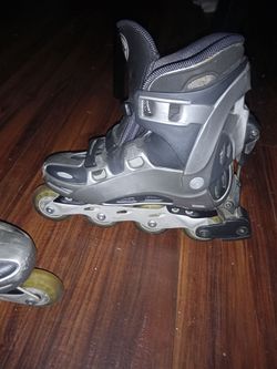 Roller blades size 9-10 mens