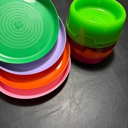 Plastic Dog bowls (pick your set, sets are made in photos, READ DESCRIPTION)