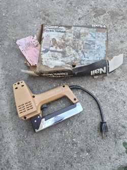 Swingline Heavy Duty Electric Staple NailGun Stapler Model 32001, Made in USA