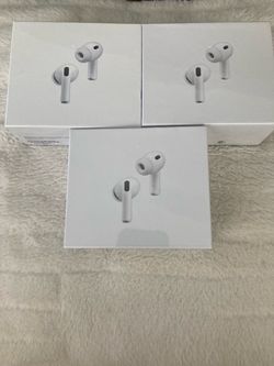 AirPods (1 for 45)