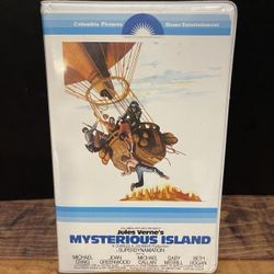 Mysterious Island VHS 1979 Columbia Pictures Early Release Blue Clamshell RARE