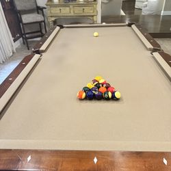 Pool table