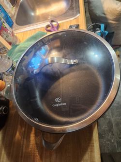 NEW Calphalon Nonstick Pan with Glass Lid
