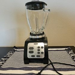 OSTER BLENDER