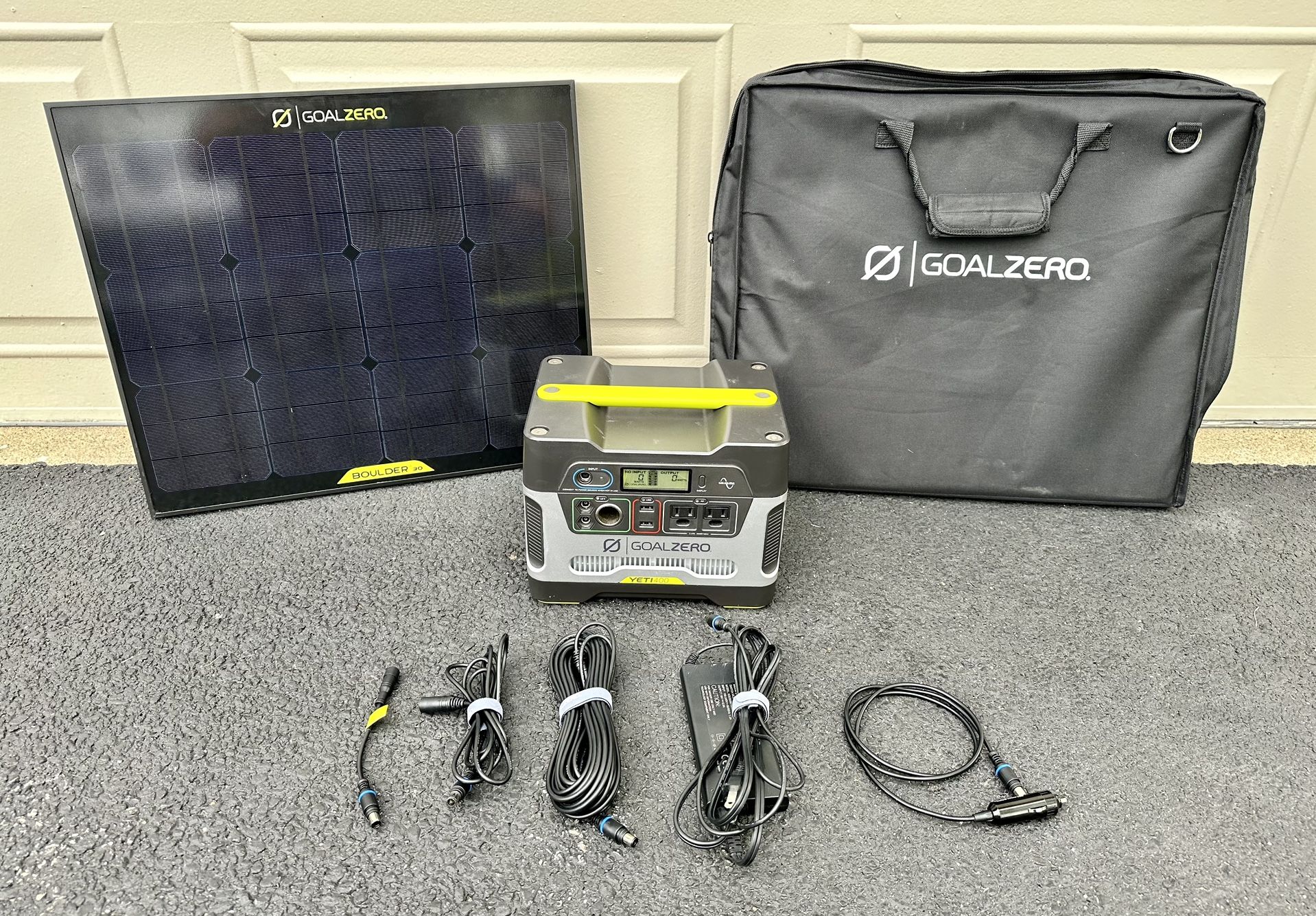 Goal Zero Yeti 400 with Boulder 30 Solar Panel