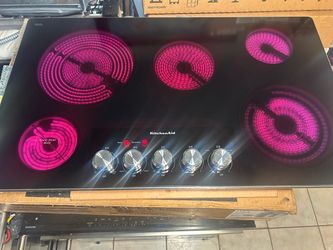 Kitchen aid electric Cooktop 36”