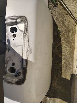 Lincoln Town car trunk