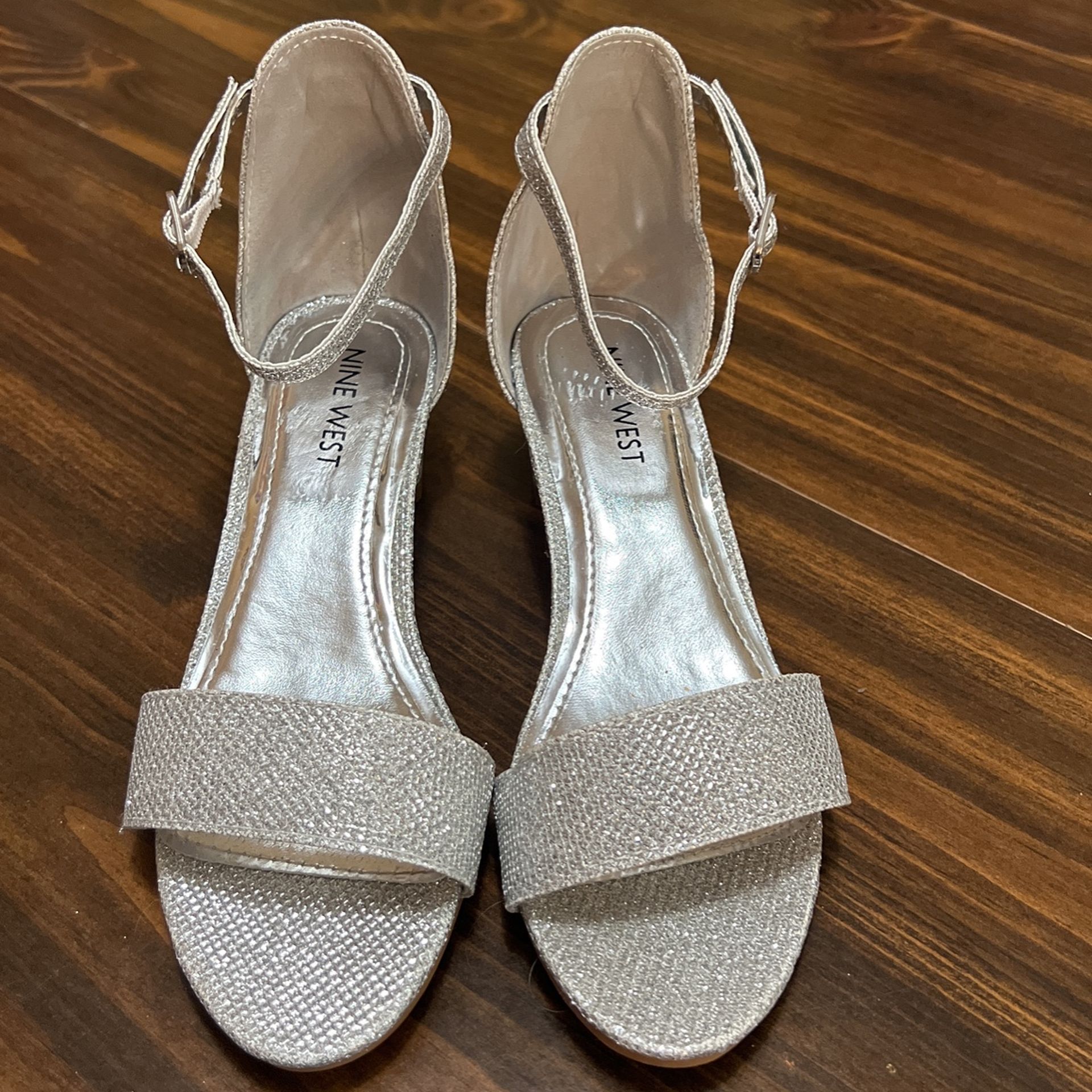 NINE WEST CHILDREN SHOES SIZE 1 1/2