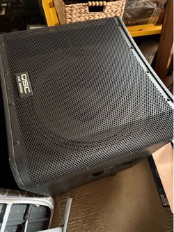 QSC KW181 1000W 18” Powered Subwoofer KW 181