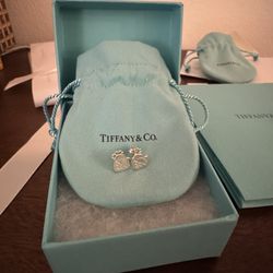 NEW Tiffany & Co. Mini Heart Stud Earrings – Sterling Silver (Original Box)