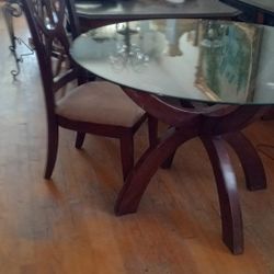 Glass Table Top With Solid Wood & Starburst Base & 4 Matching Chairs 