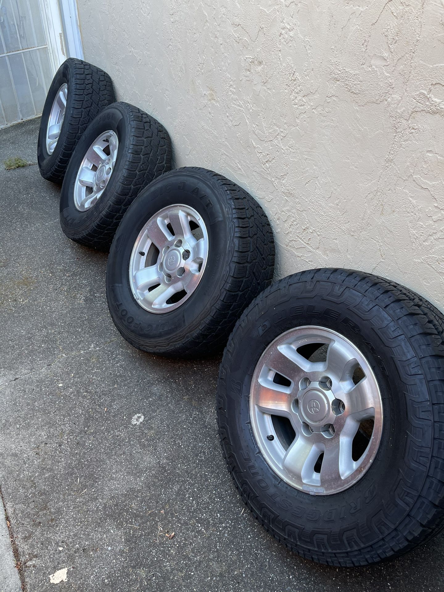 4RUNNER OEM WHEELS AND TIRES (3RD GEN)