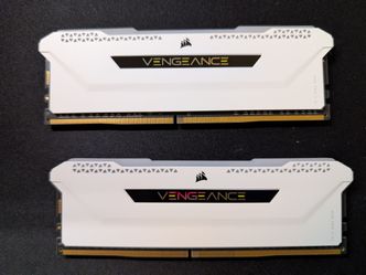 Corsair 32GB DDR4 RAM