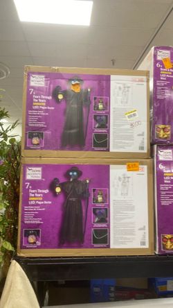 Home Accents Holiday 7ft Animated LED Plague Doctor