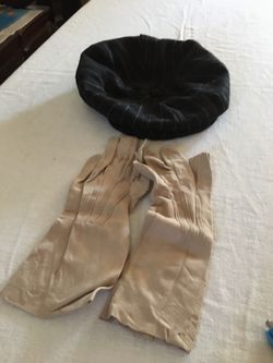 Head and a pair of gloves