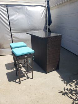 Patio Bar Table Set