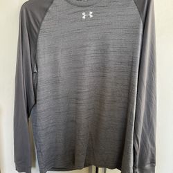 Men’s Athletic Long Sleeve Top