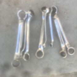 9- Wrench’s Standard , 5- Snap On And 4- Blue Point 