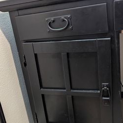 Sale: Executive Office Desk