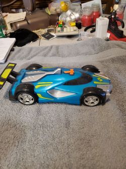 HOT WHEEL  CAR BLUE