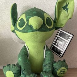 Stitch Crashes Disney Plush – Peter Pan Edition (Series 11 of 12) – Limited Release