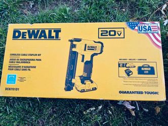 New Dewalt 20V MAX Cordless Cable Stapler Kit (1) Battery (1) Charger and Bag. $220