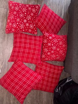 Christmas throw pillows