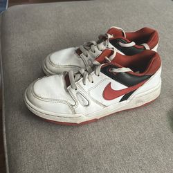 Nike full forces   4Y