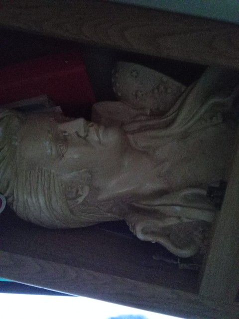 Elvis Statue