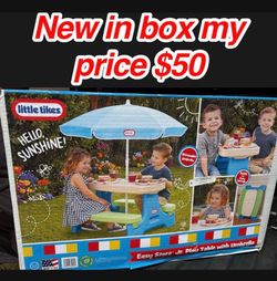 New Little Tikes Easy Store Jr. Picnic Table with Umbrella - Blue / Green, 27.25''L x 27.00''W x 18.25''H 🚨$50 firm cash only east Palmdale