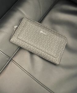 Large Guess Wallet