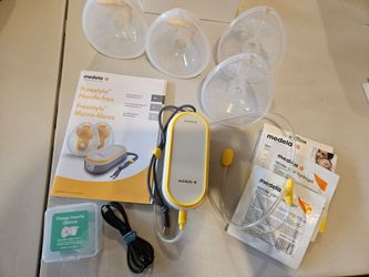 Medela Freestyle Hands-Free Electric Pump Wearable