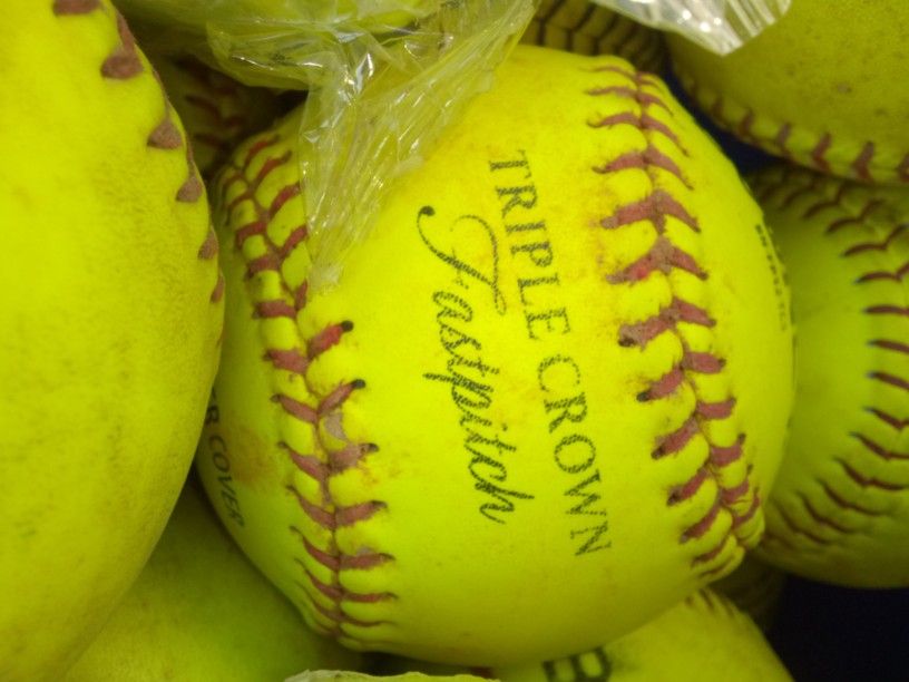 20 12 INCH BOWNET TRIPLE CROWN FASTPITCH PITCHING PITCHERS SOFTBALL ! ! ONLY $90 FOR ALL