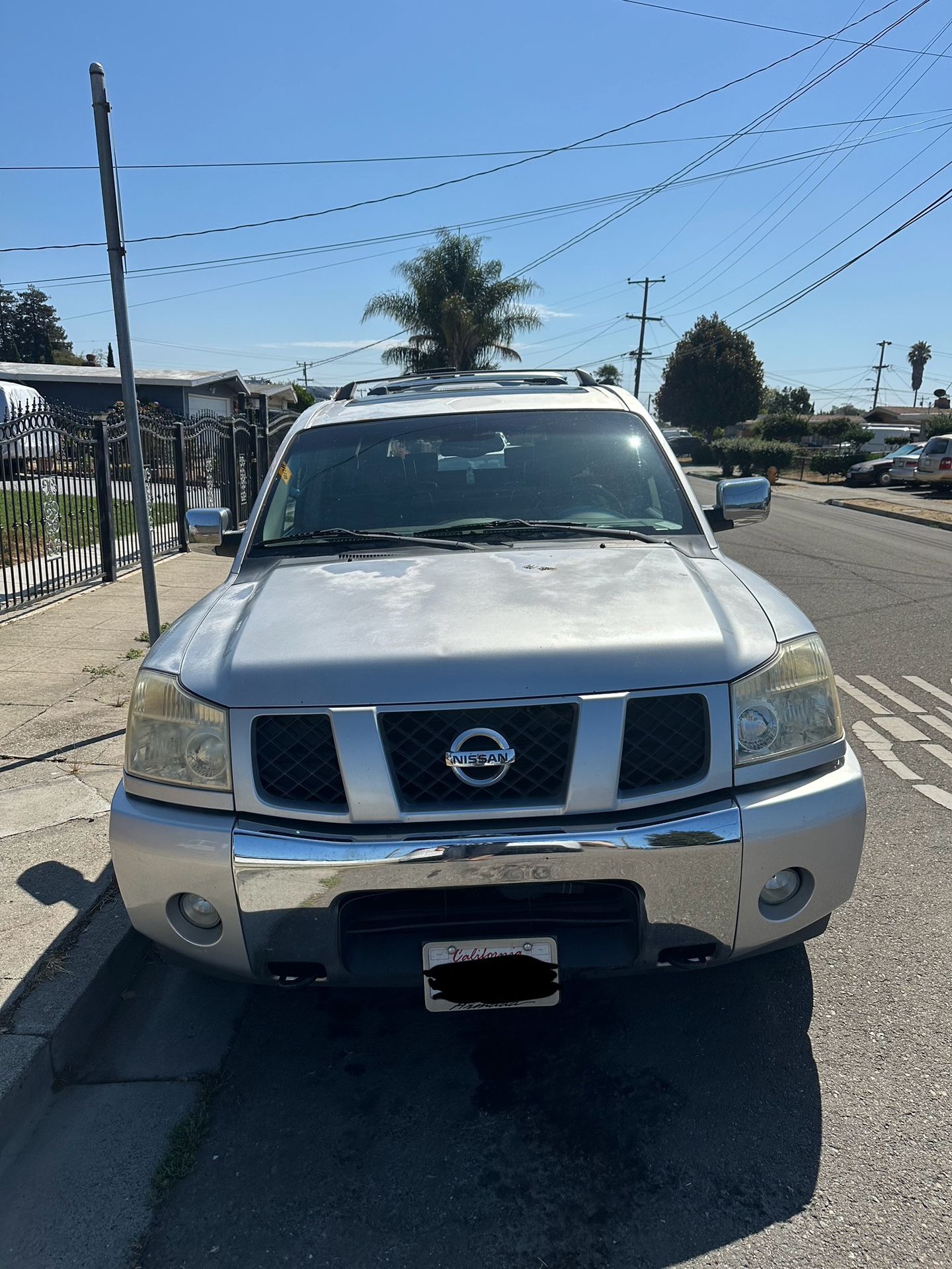 2005 Nissan Armada