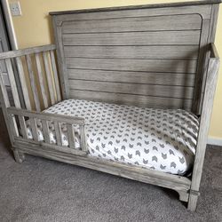 Simmons Monterey Crib/Toddler Bed