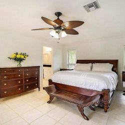 King Size Bed frame And Matching Bed Set 