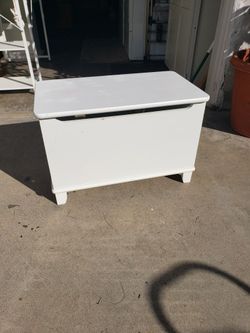 Toy Box or Storage Chest Box