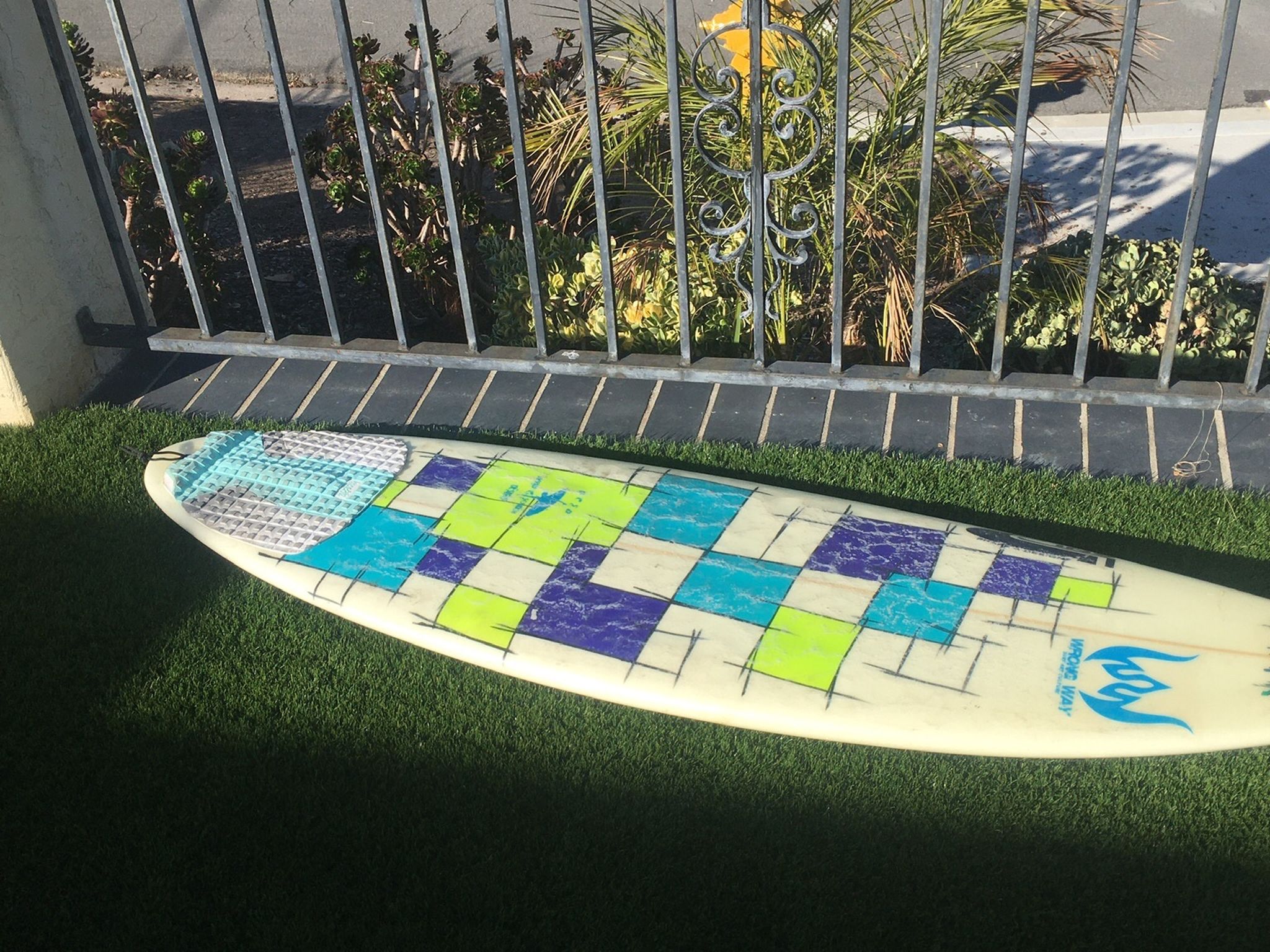 6’0 Gino Surfboard Quad