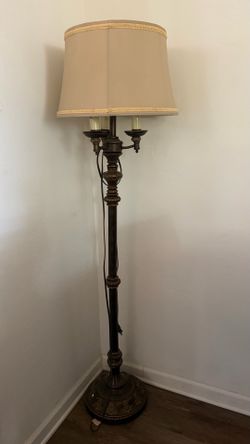 Regency Hill Traditional 4-Light Floor Lamp