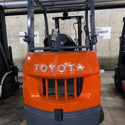 TOYOTA FORKLIFT for Sale 