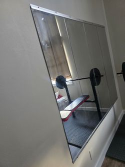 Gym mirrors 4 piece