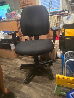 Heavy duty desk Chair