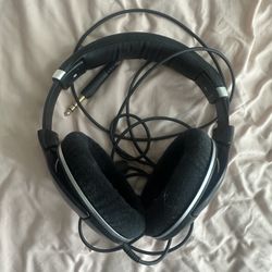 Sennheiser HD 599SE Open Back Headphones
