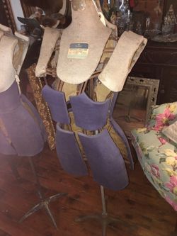 This 1940's Adjustable Dress Form Mannequin, adjustable in many ways. Nice steel base for stability, Cloth Covered,