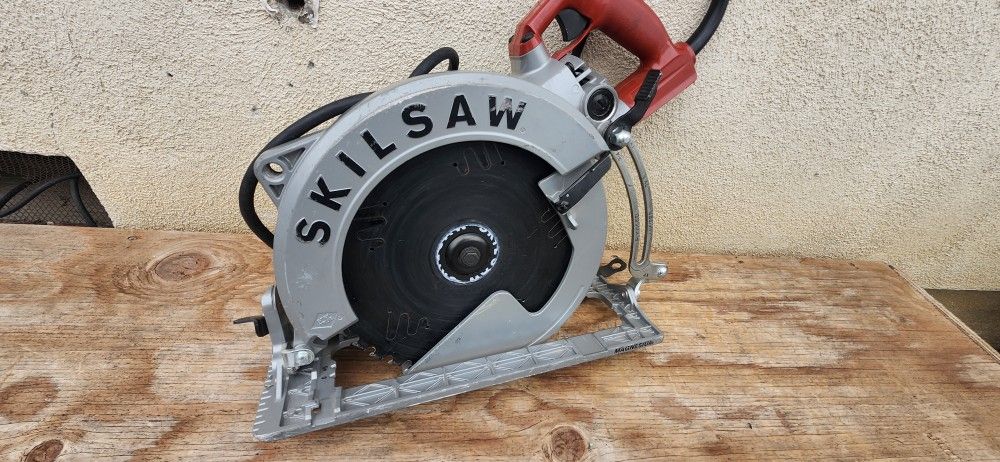 Skillsaw Bigfoot 10" Blade Tool Only