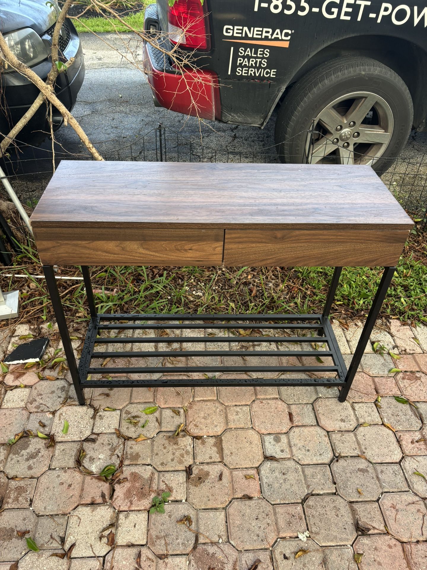 consola table