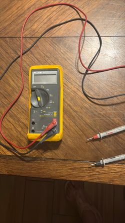 Fluke 79 Series II Multimeter