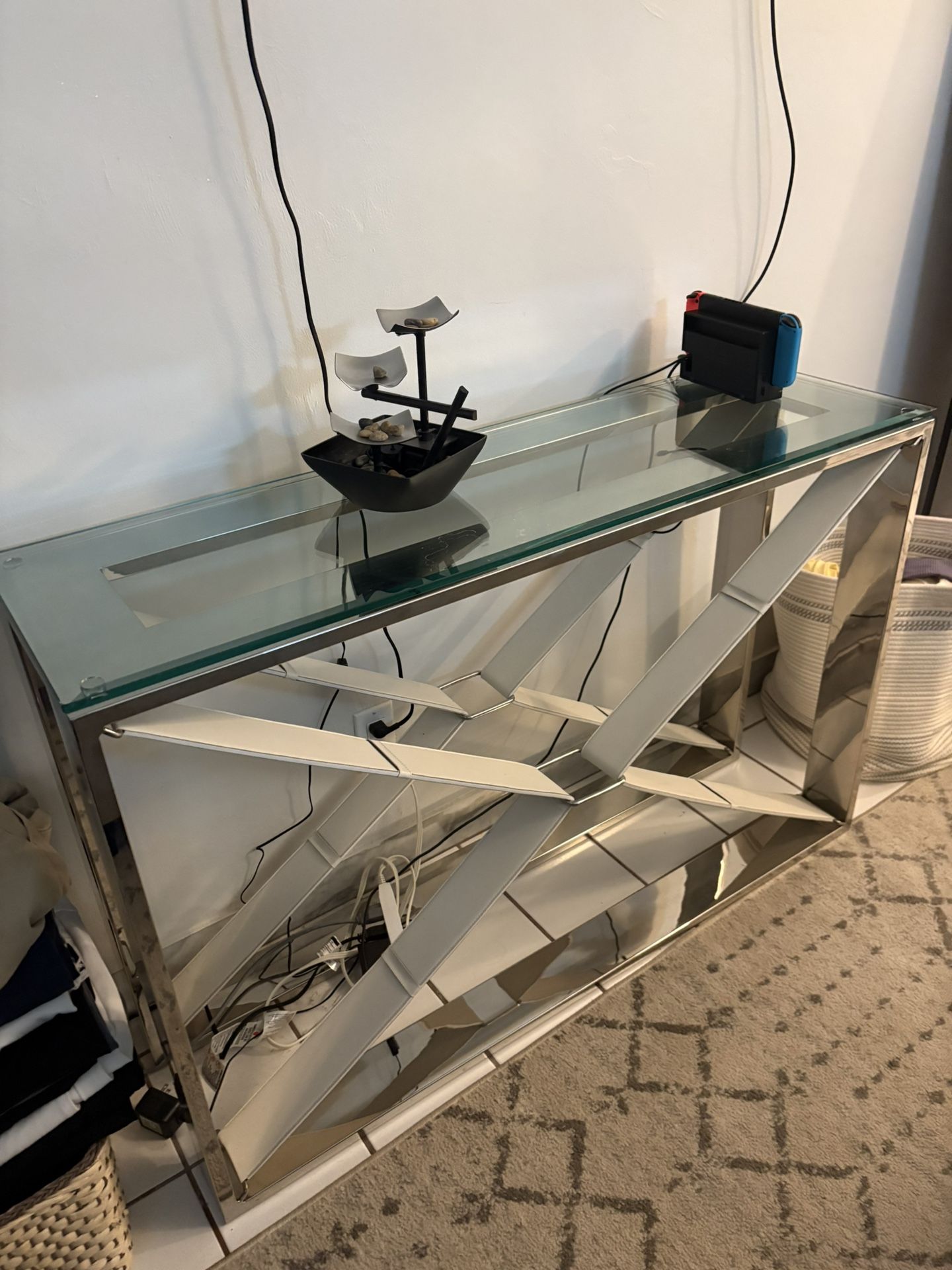 Mirrored Table